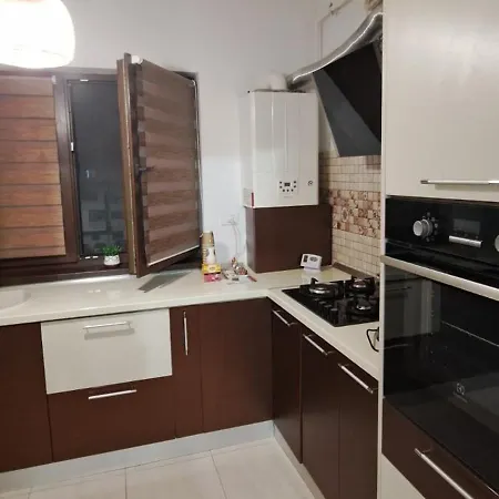 Brown - Elegant Apartment Bucharest