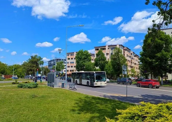 Brown - Elegant Apartament