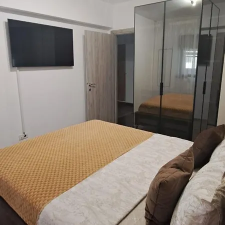 Brown - Elegant 4* Bukareszt